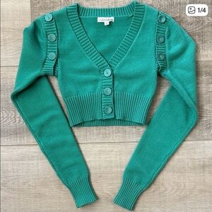 For Love & Lemons Cable Knit Detachable Sleeve Cropped Cardigan in Kelly Green